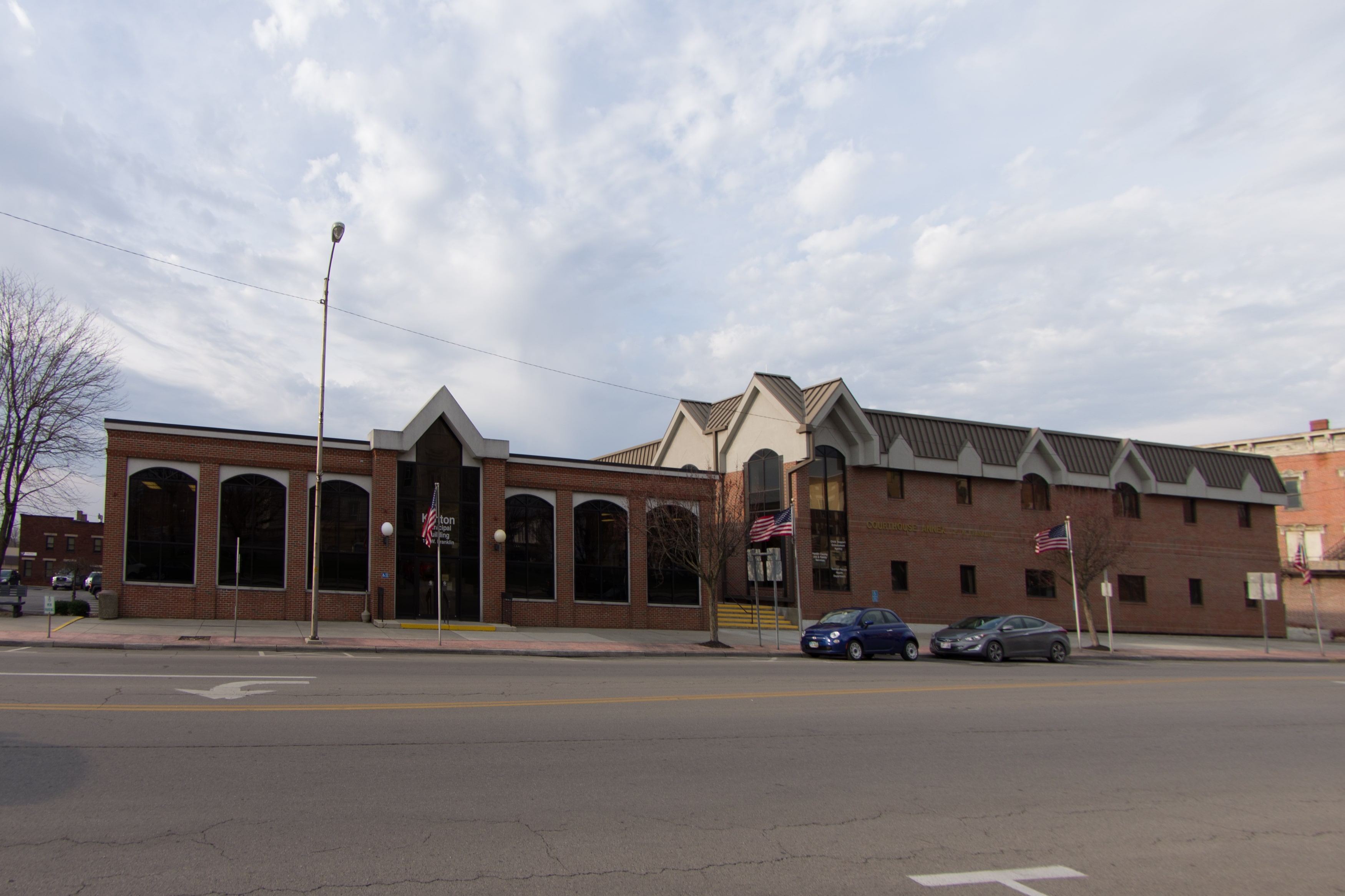 picture of the municipal court building